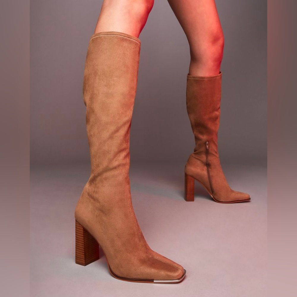Steve Madden Suede Fedora Boot in Taupe
